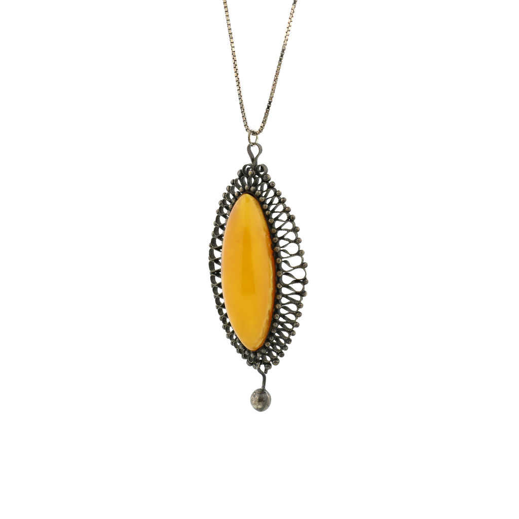 Vintage Natural Untreated Butterscotch Amber Silver Necklace