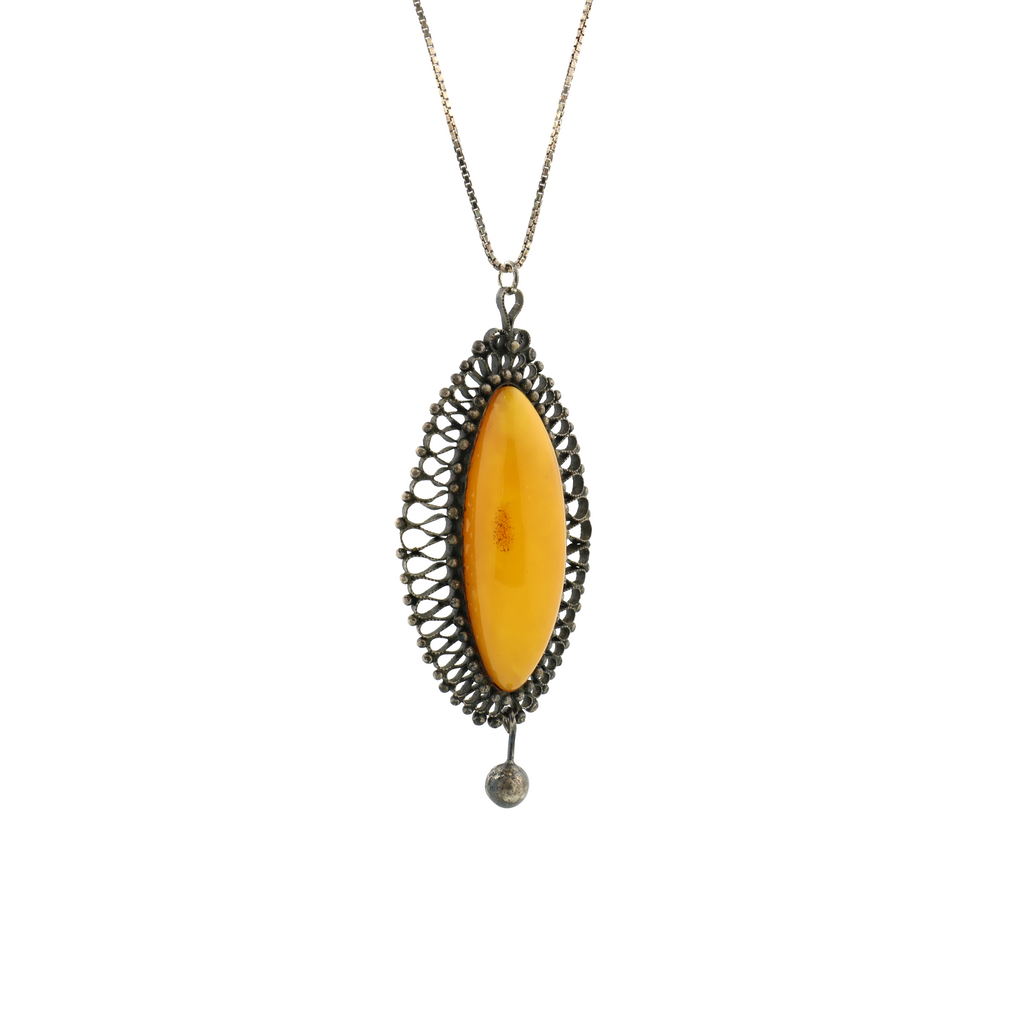 Vintage Natural Untreated Butterscotch Amber Silver Necklace