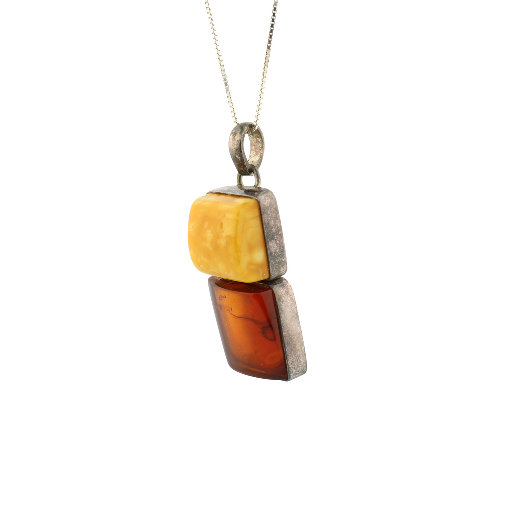 Vintage Natural Untreated Butterscotch and Heated Amber Silver Necklace