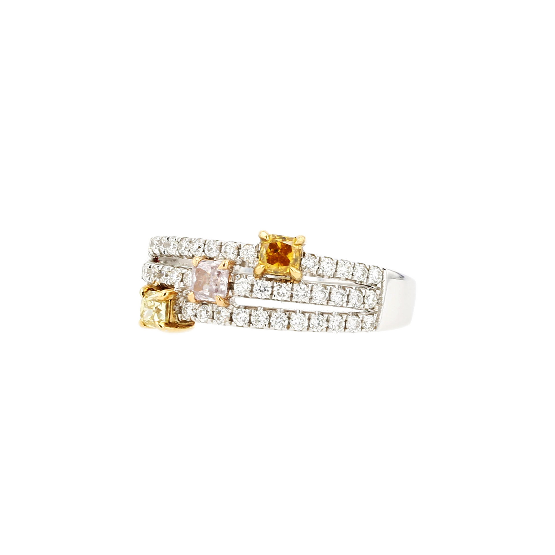 18KG 0.41ct Natural Untreated Color Diamond Ring