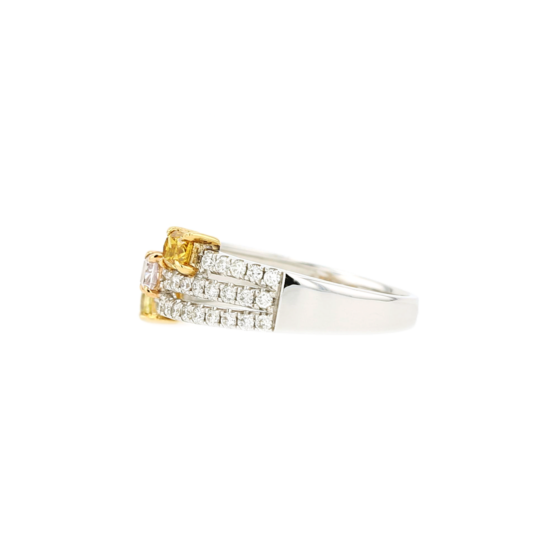 18KG 0.41ct Natural Untreated Color Diamond Ring
