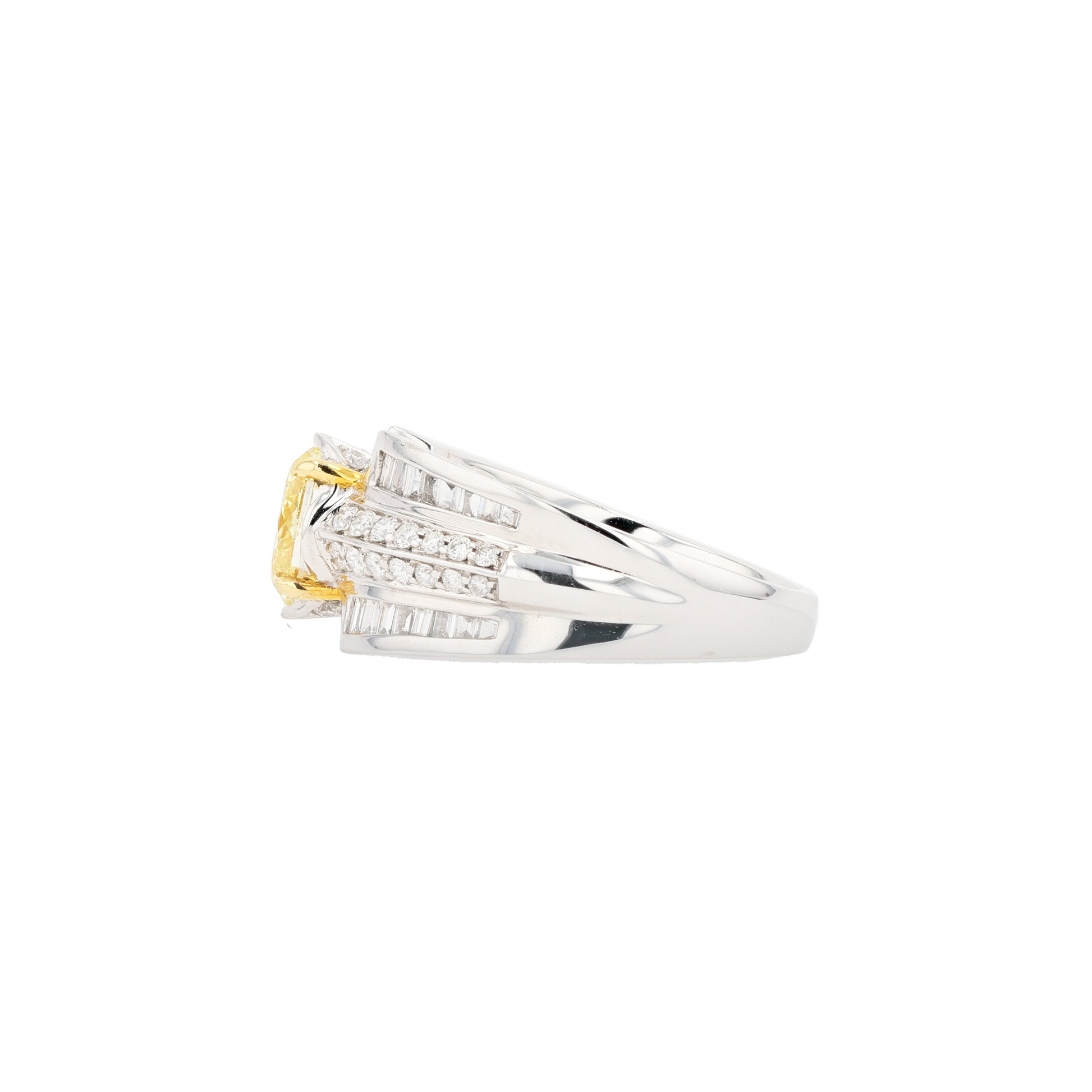 18KG 1.01ct Natural Untreated Yellow Diamond Ring