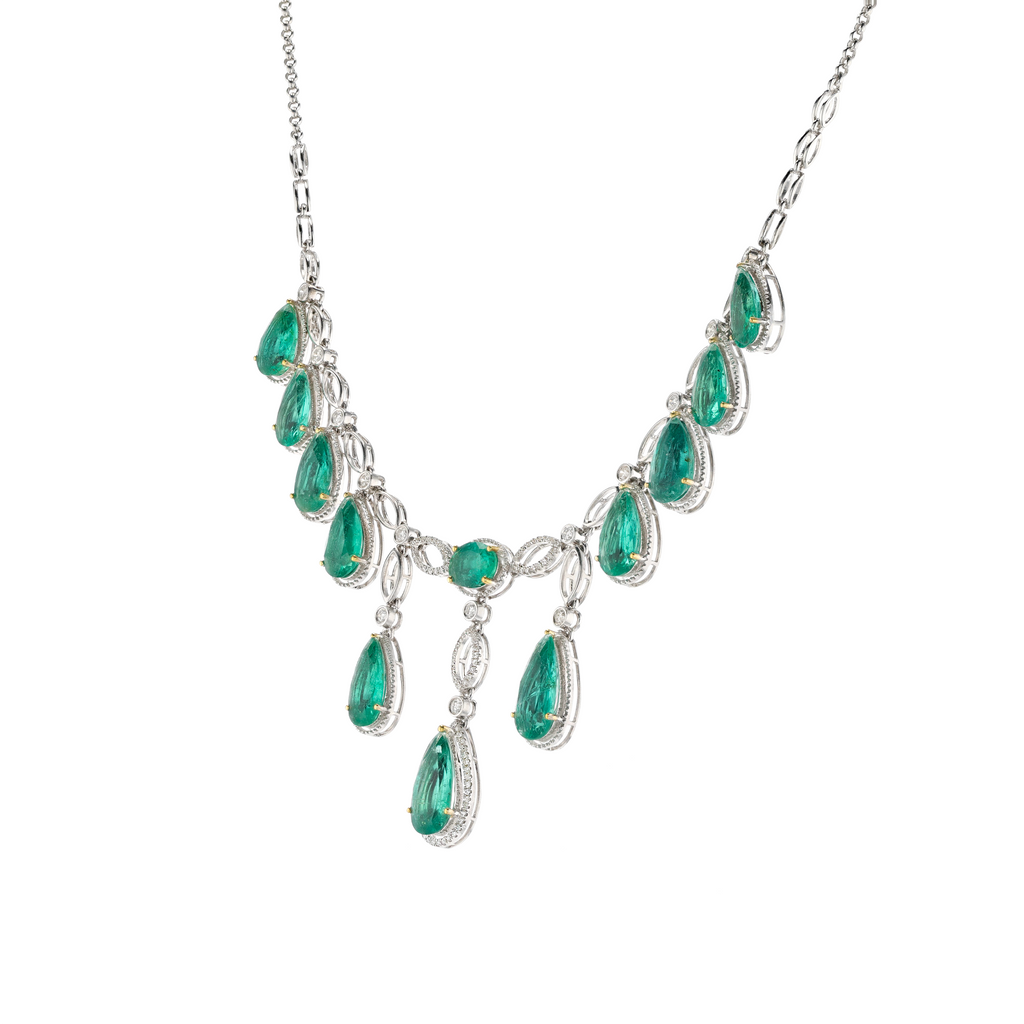 18KG Natural Green Emerald Diamond Necklace