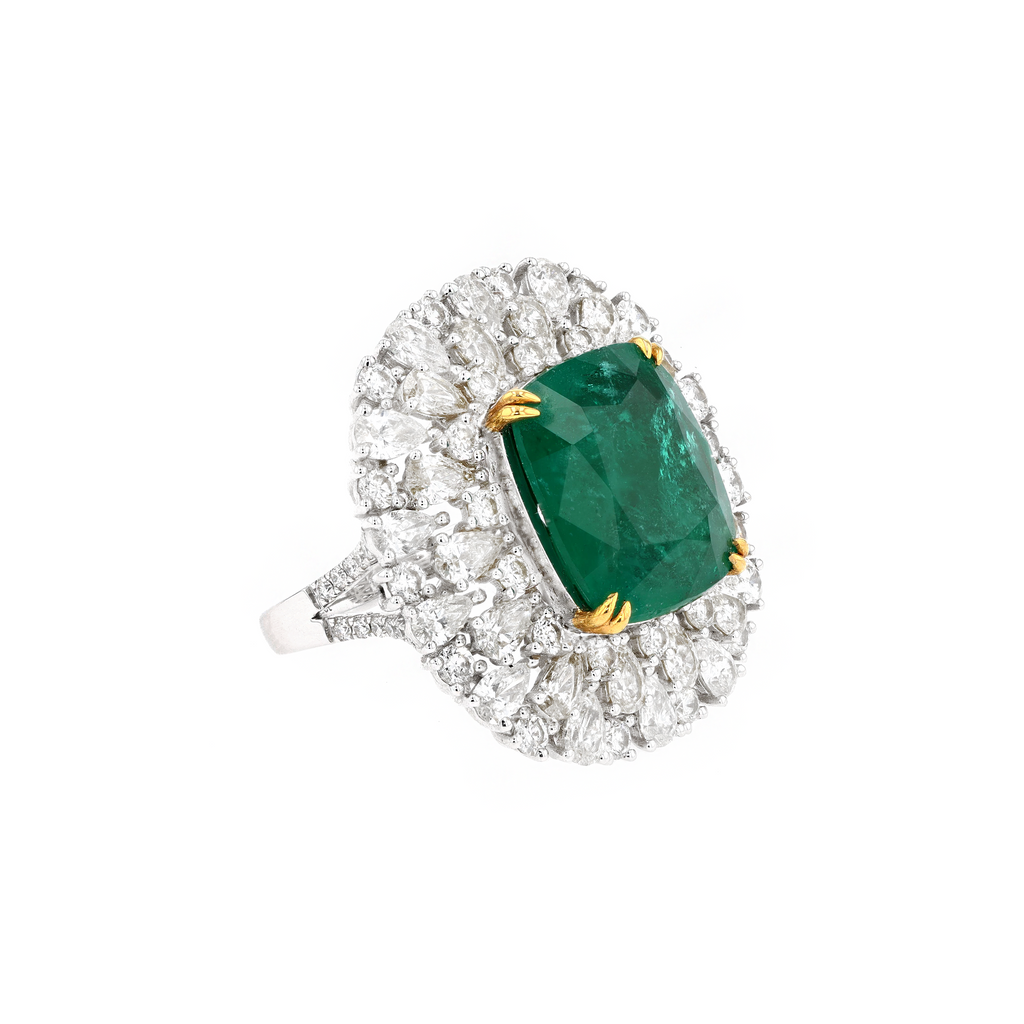 18KG Natural Green Emerald Diamond Ring