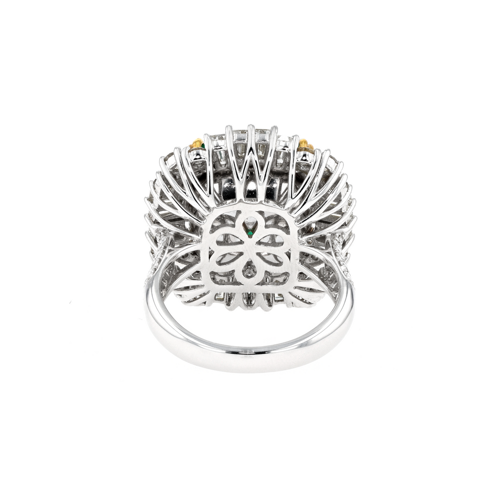 18KG Natural Green Emerald Diamond Ring