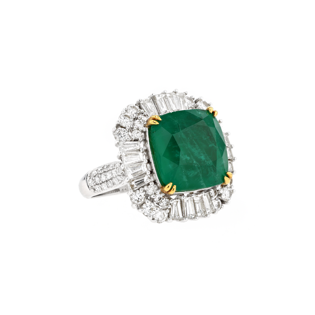 18KG Natural Green Emerald Diamond Ring