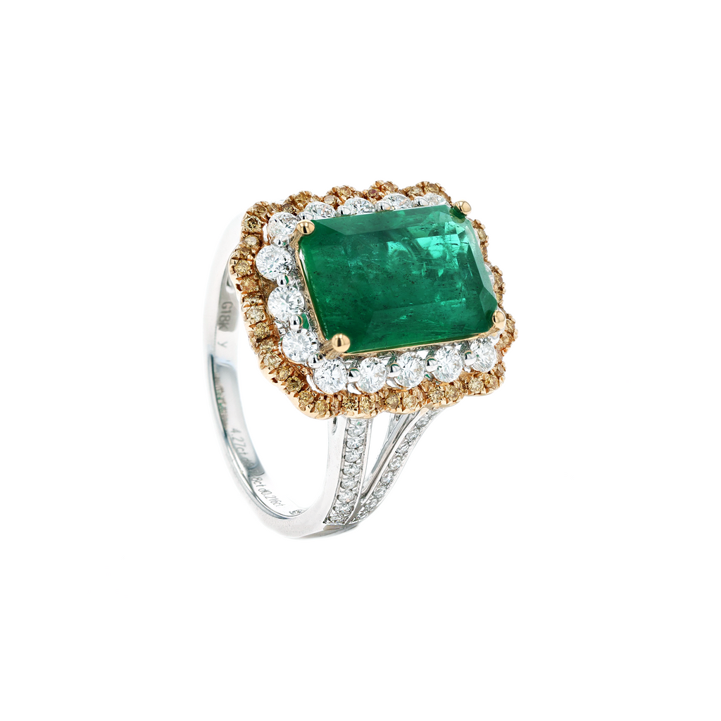 18KG Natural Green Emerald Diamond Ring