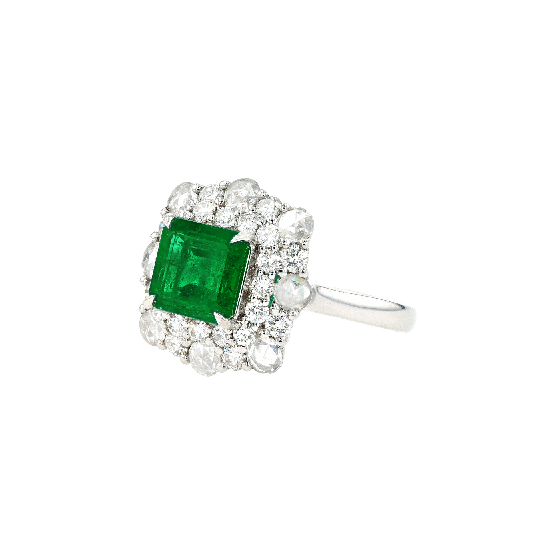 18KG Natural Green Emerald Diamond Ring