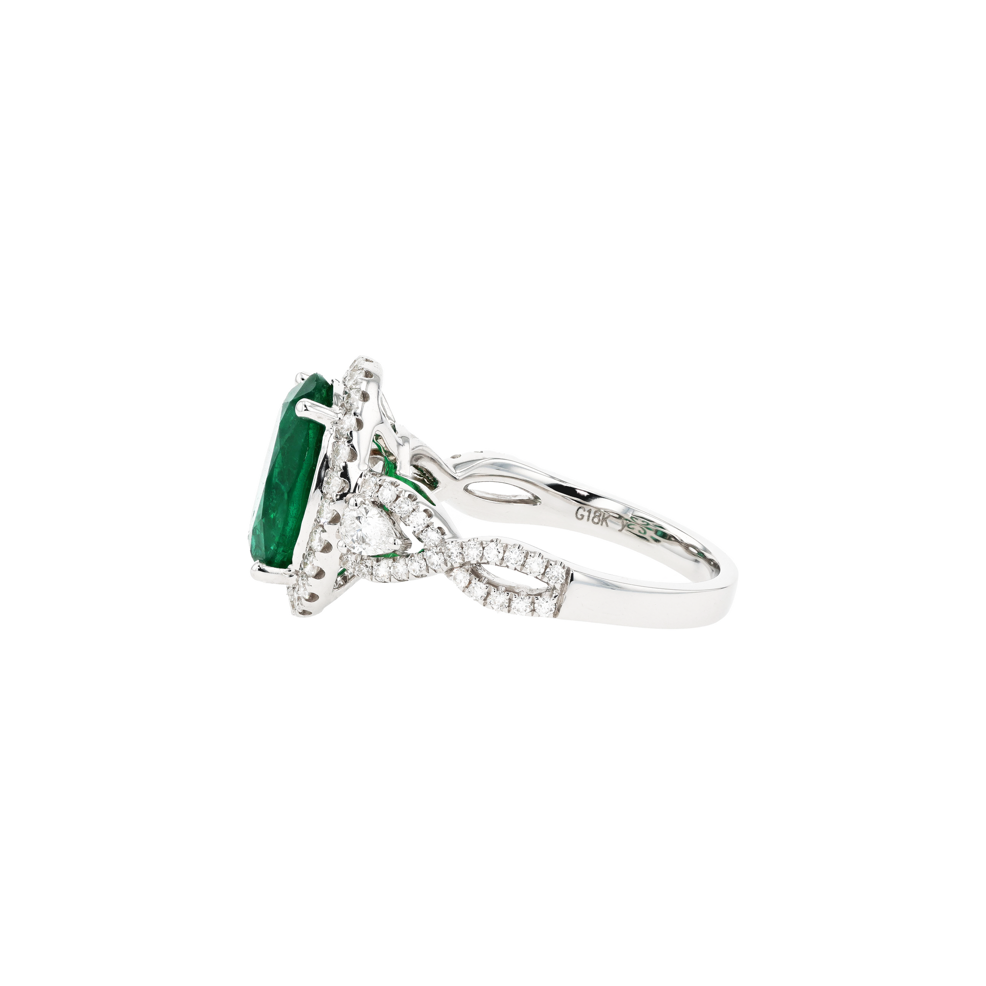 18KG Natural Green Emerald Diamond Ring