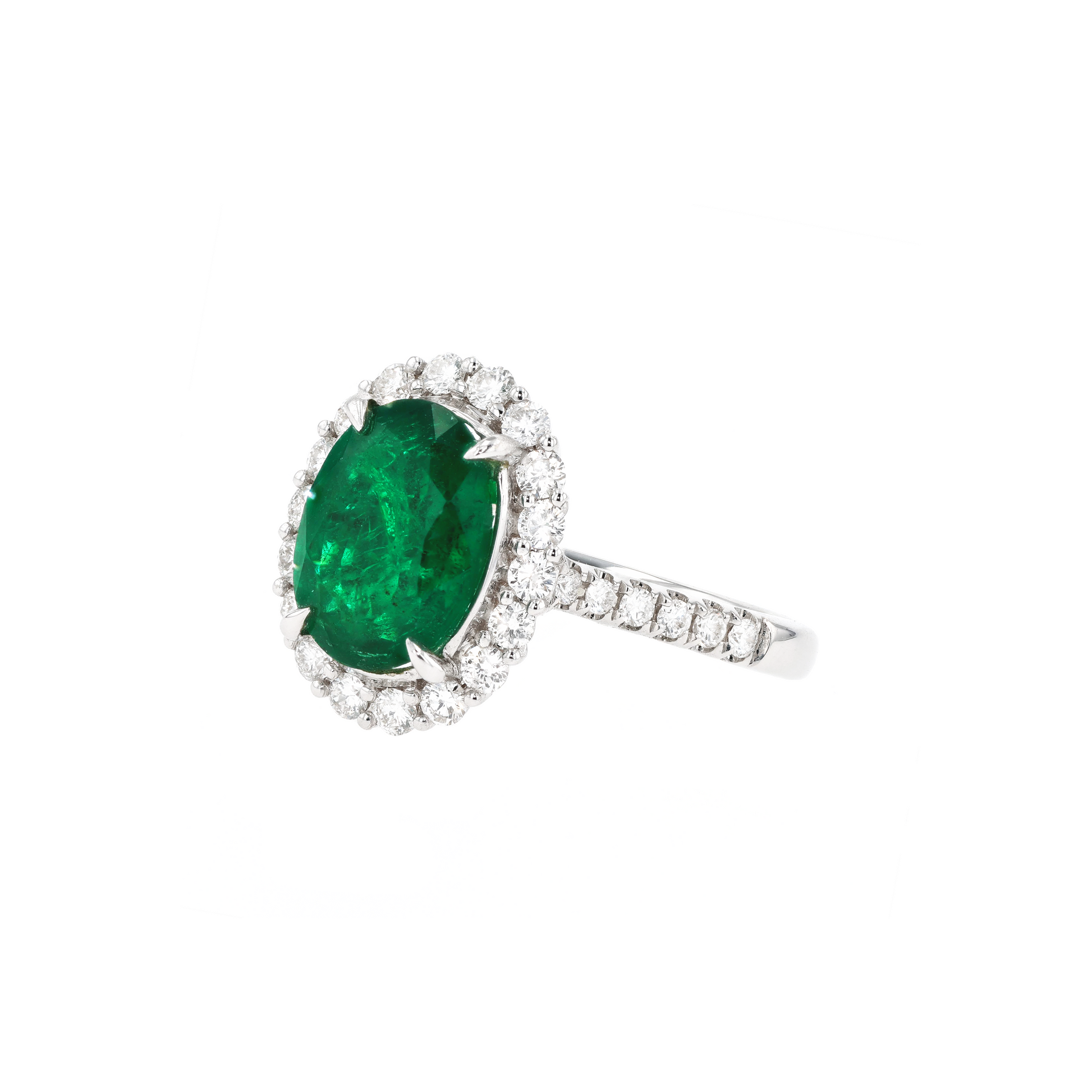 18KG Natural Green Emerald Diamond Ring
