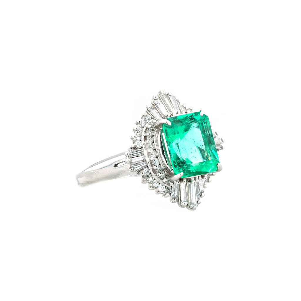 PT900 Natural Green Emerald Diamond Ring