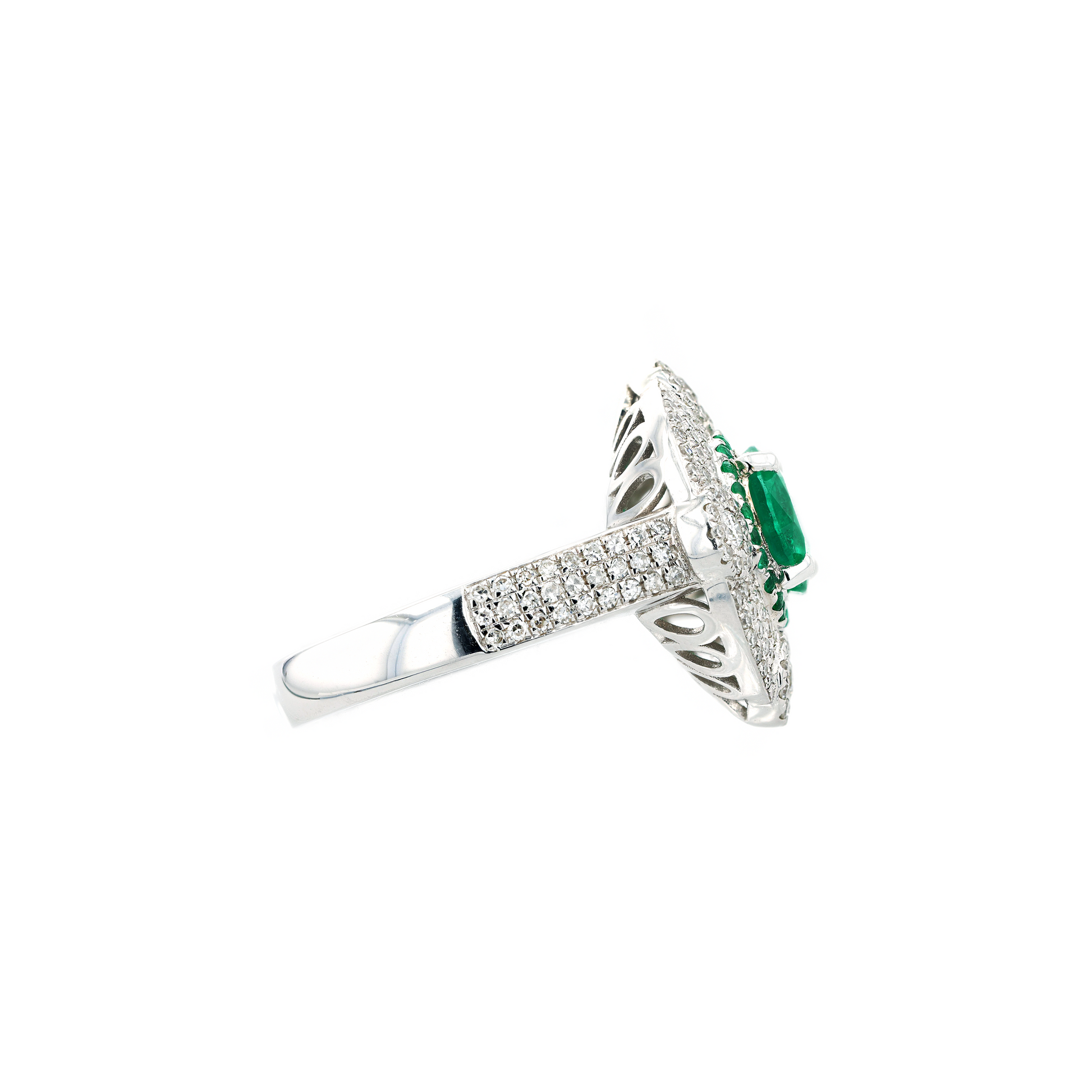 18KG Natural Green Emerald Diamond Ring
