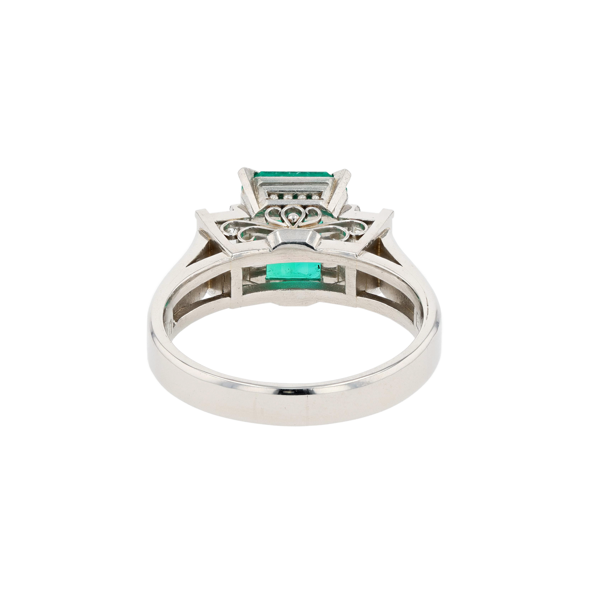 PT900 Natural Green Emerald Diamond Ring