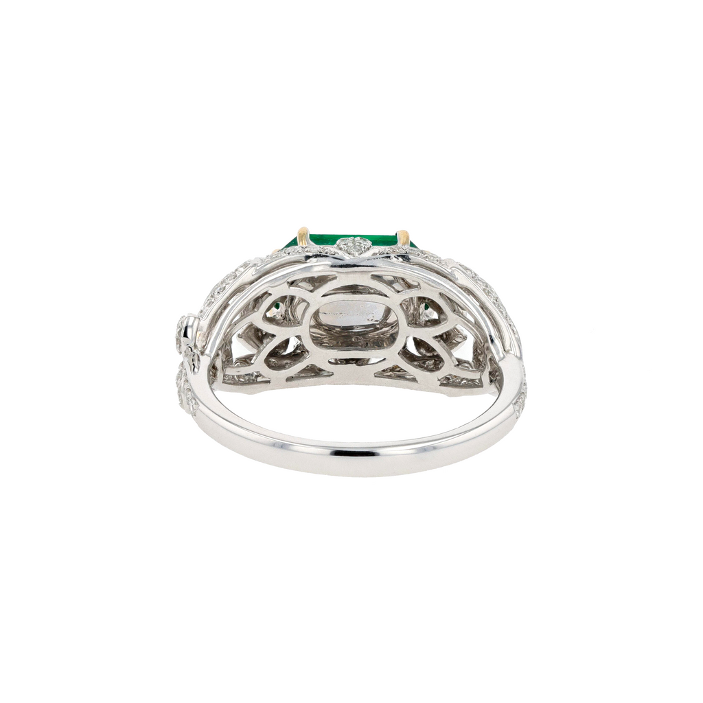 18KG Natural Green Emerald Diamond Ring
