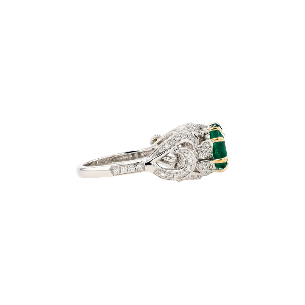 18KG Natural Green Emerald Diamond Ring