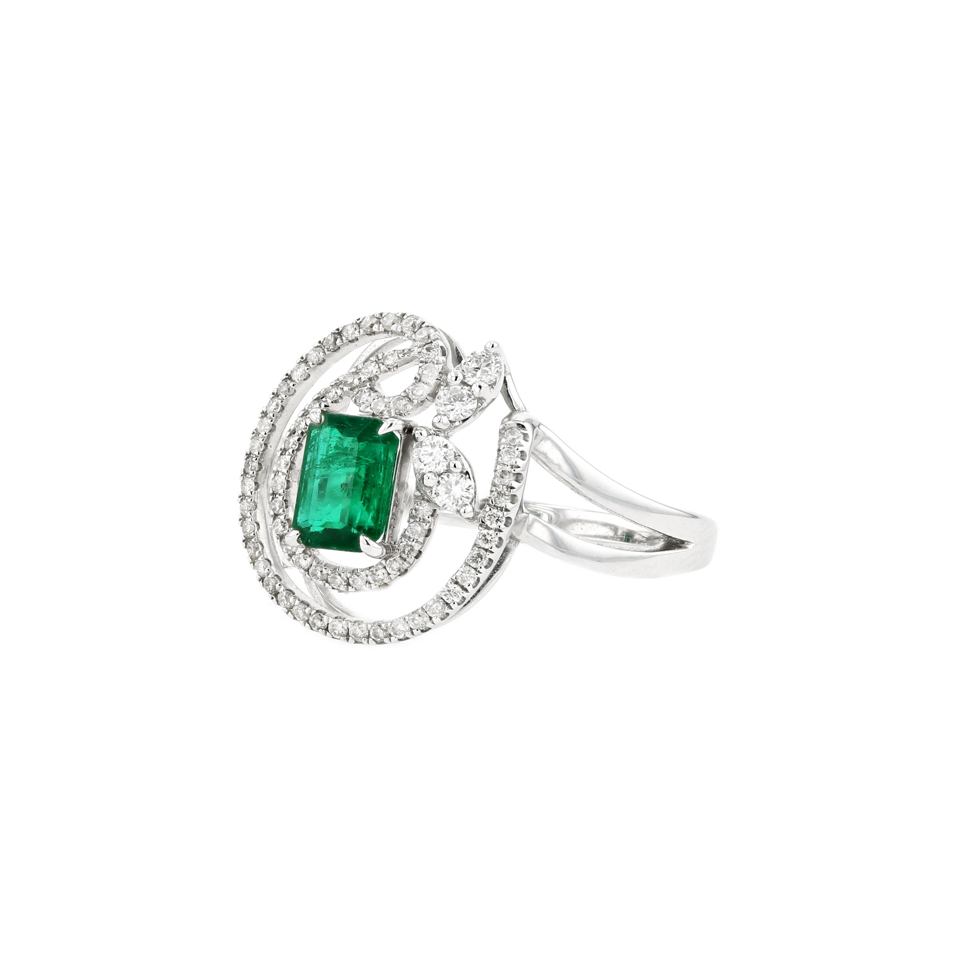 18KG Natural Green Emerald Diamond Ring