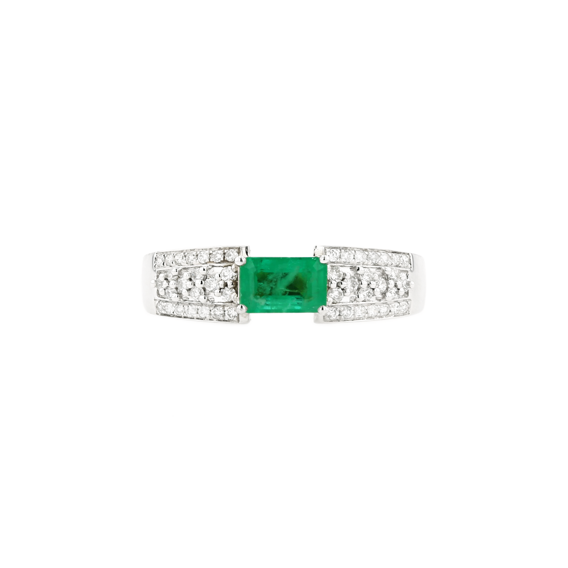18KG Natural Green Emerald Diamond Ring