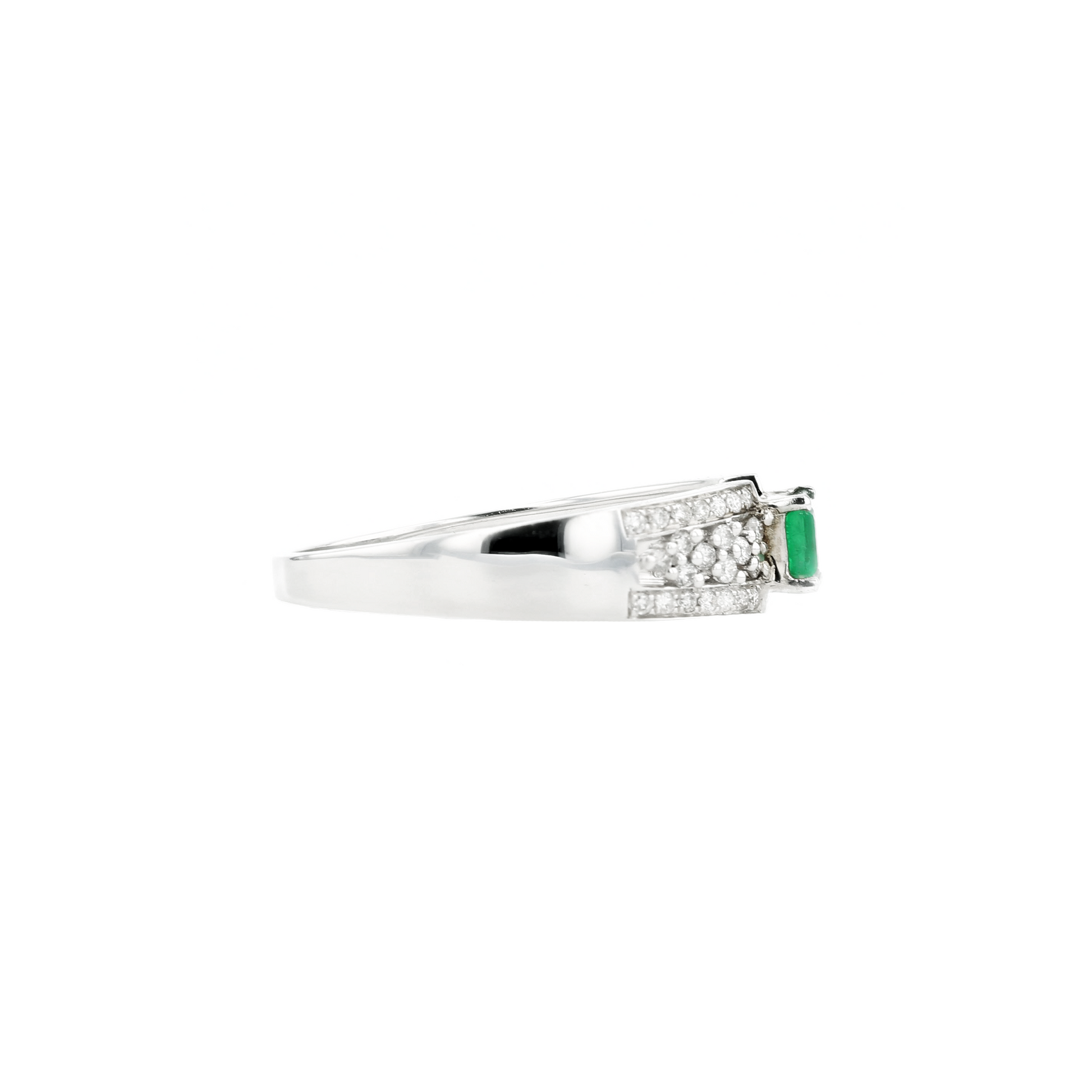 18KG Natural Green Emerald Diamond Ring