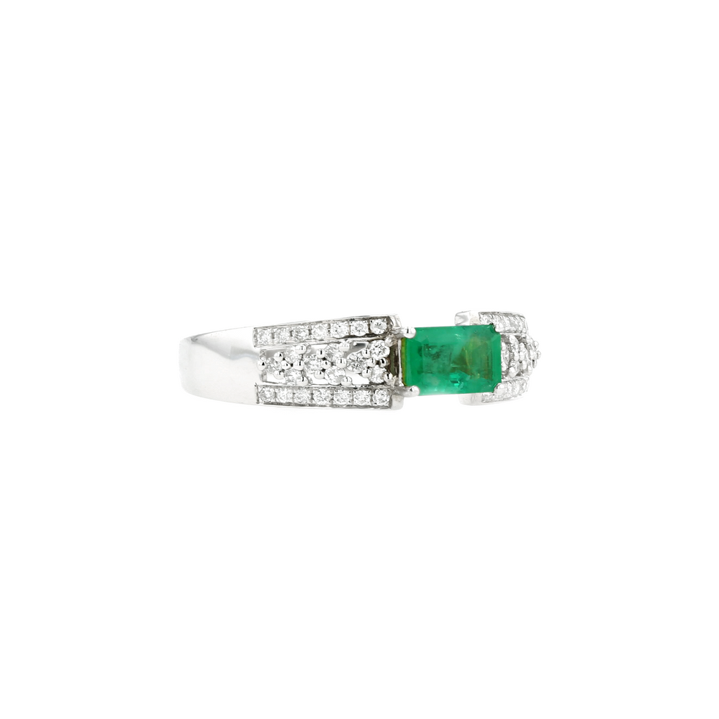 18KG Natural Green Emerald Diamond Ring