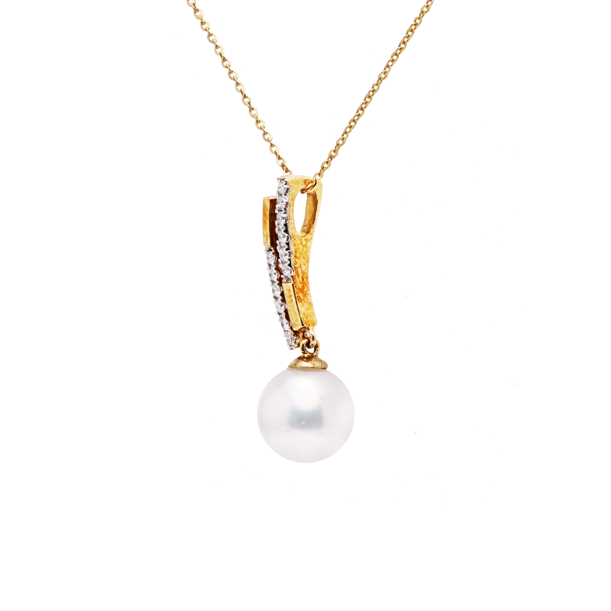 18KG 8.5mm Premier Japanese Akoya Pearl Natural Diamond Necklace