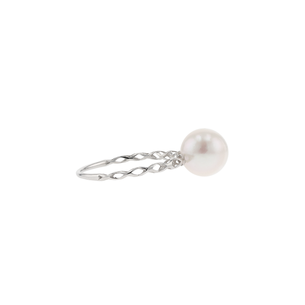 18KG 8.0-9.0mm Classic Japanese Akoya Pearl Ring
