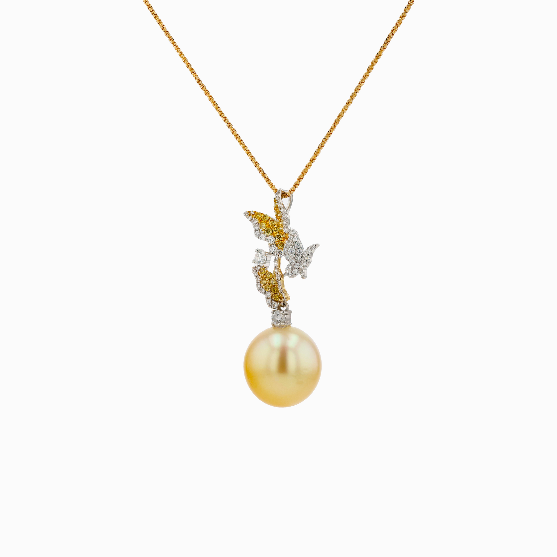 18KG 13.1x13.6mm Natural Color South Sea Golden Pearl Yellow Diamond Necklace