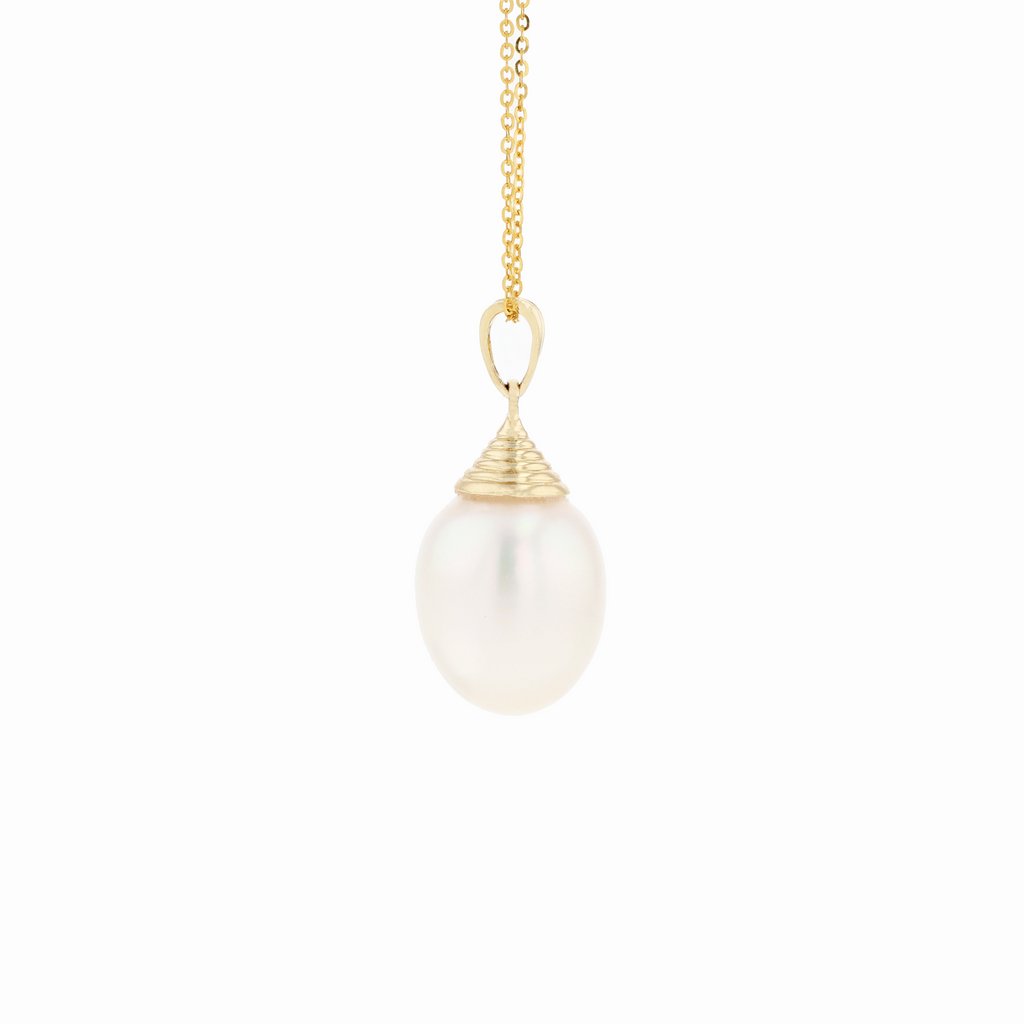 14KG 11.3X13.3mm Natural Color South Sea White Pearl Necklace