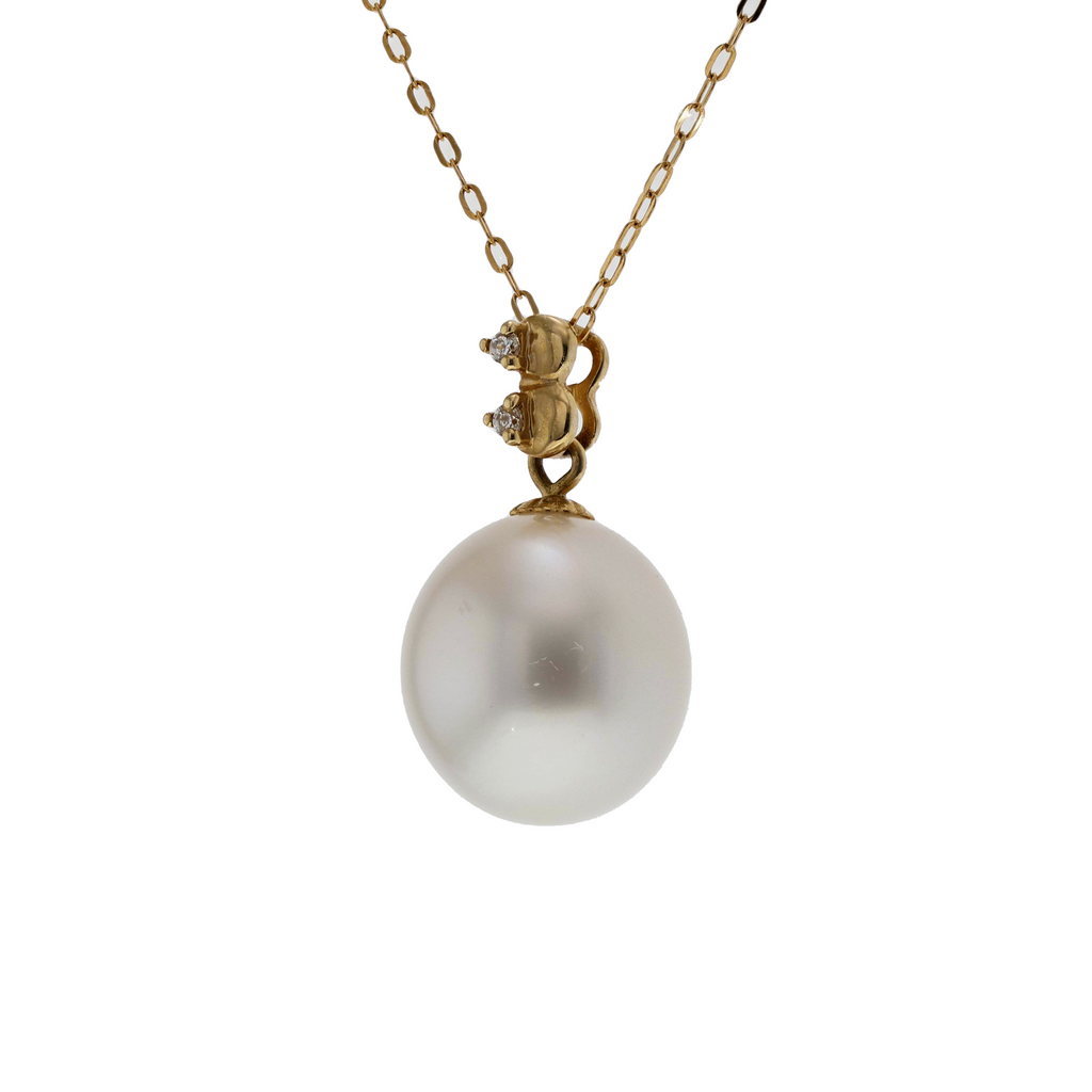 14KG&18KG 11.8x12.8mm Natural Color South Sea White Pearl Diamond Necklace