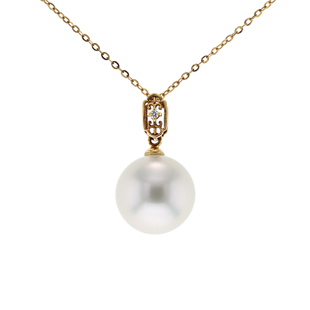 18KG 11.2mm Natural Color South Sea White Pearl Diamond Necklace