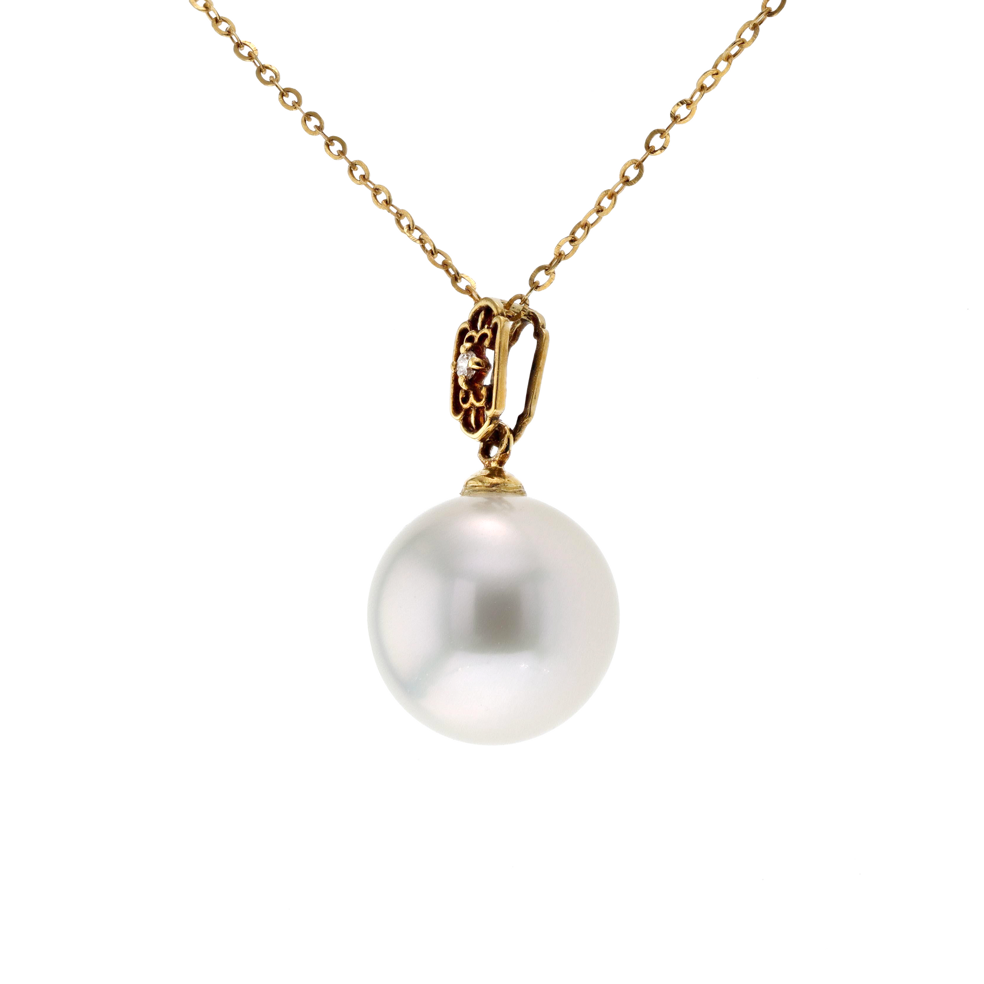 18KG 11.2mm Natural Color South Sea White Pearl Diamond Necklace