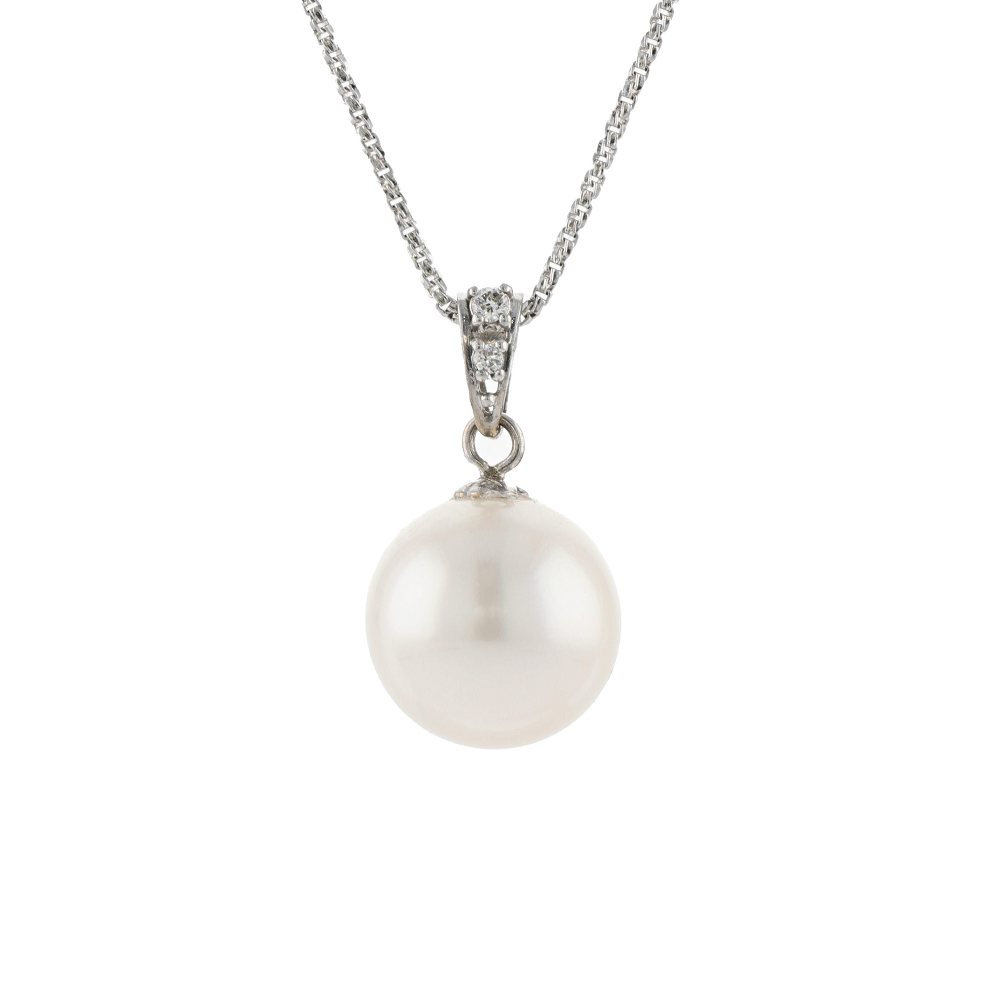 18KG 10.8mm Natural Color South Sea White Pearl Diamond Necklace
