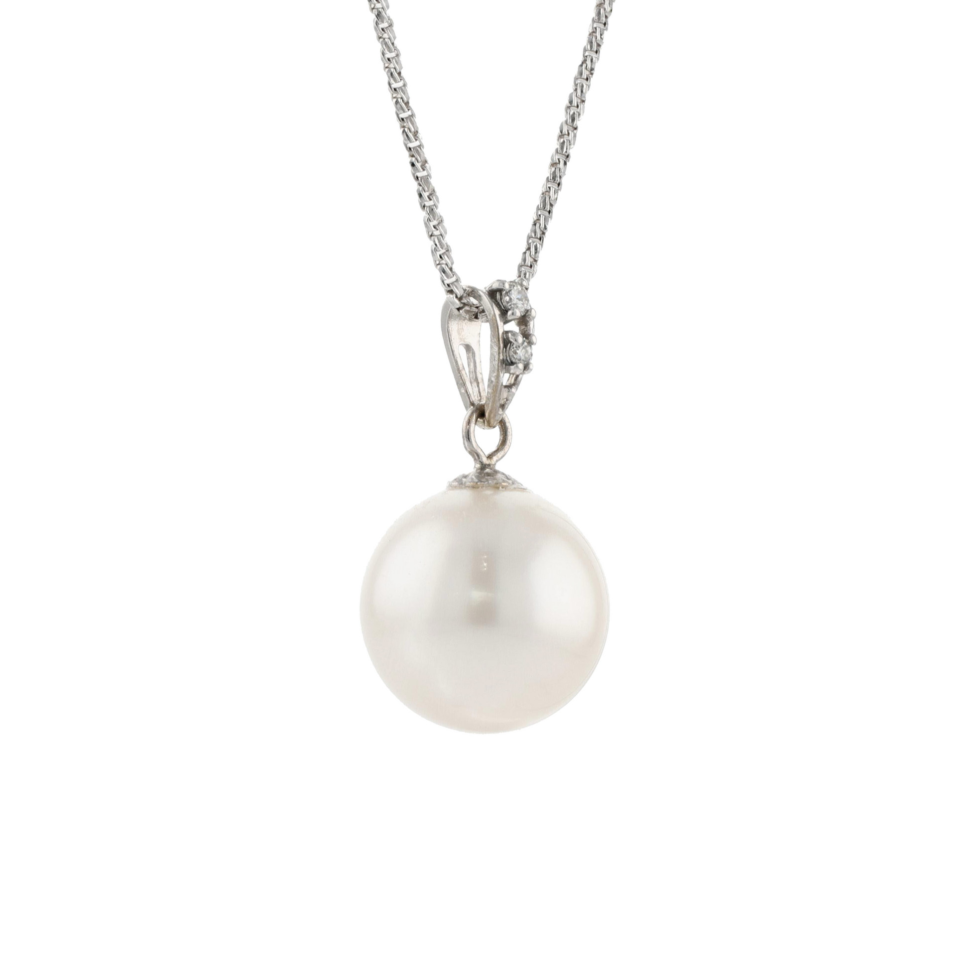 18KG 10.8mm Natural Color South Sea White Pearl Diamond Necklace