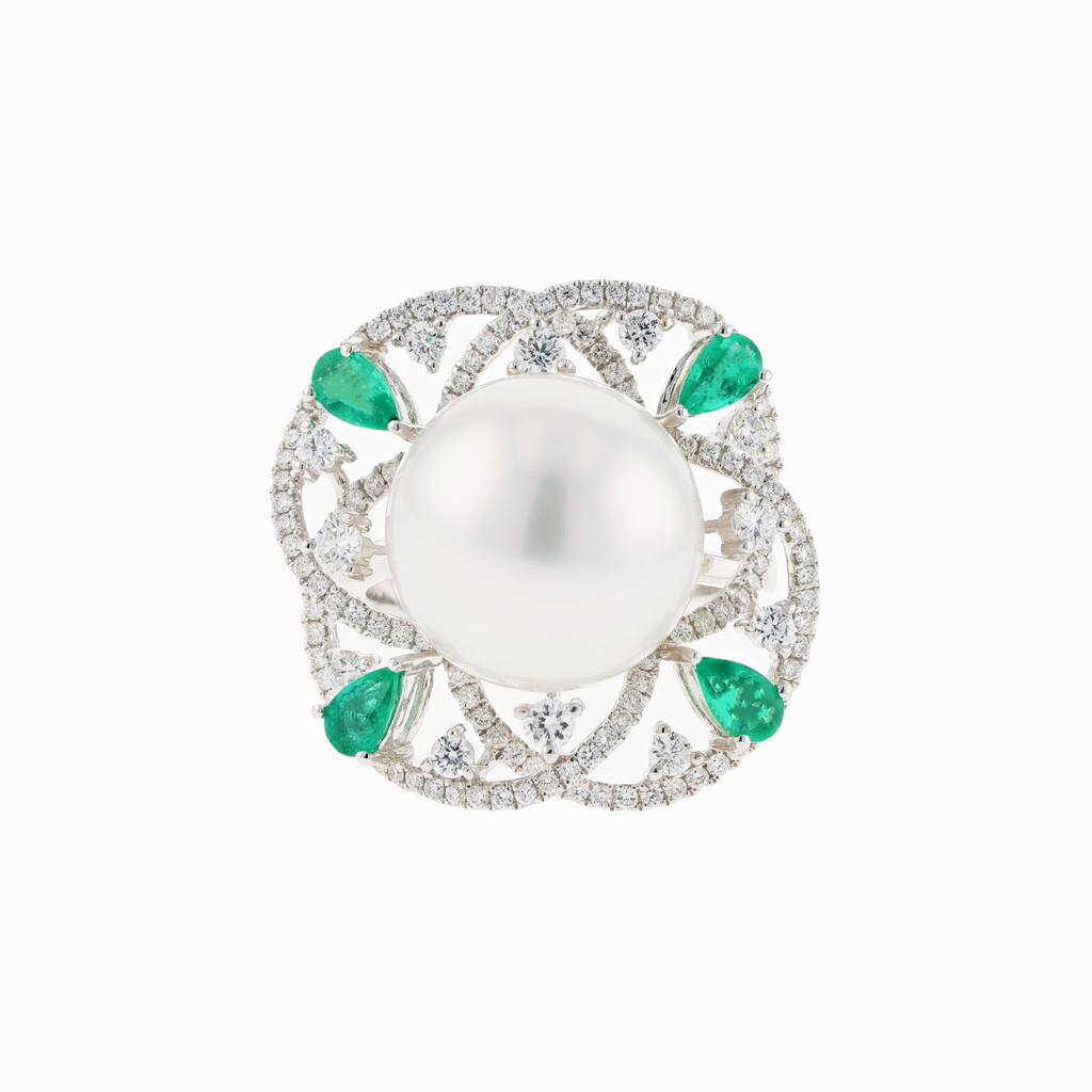 18KG Natural Color South Sea White Pearl Emerald Diamond Ring