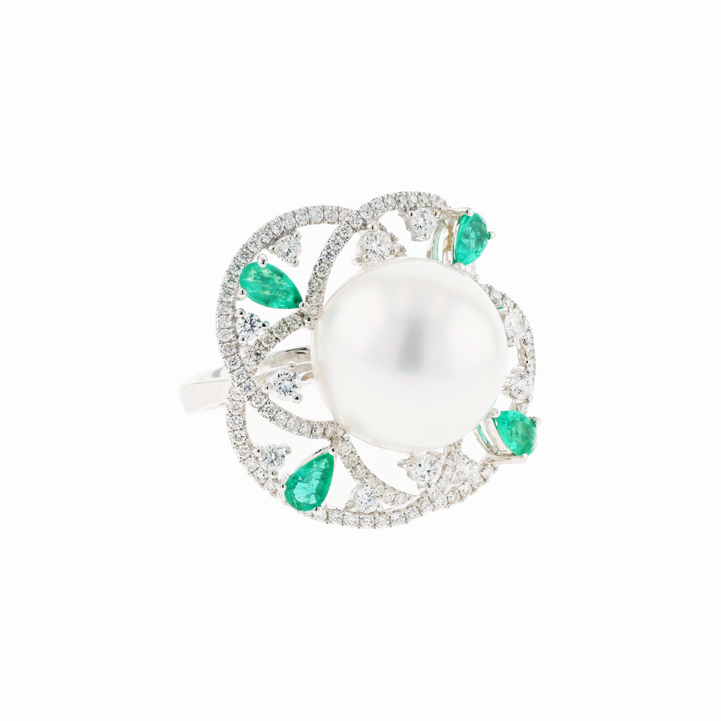 18KG Natural Color South Sea White Pearl Emerald Diamond Ring
