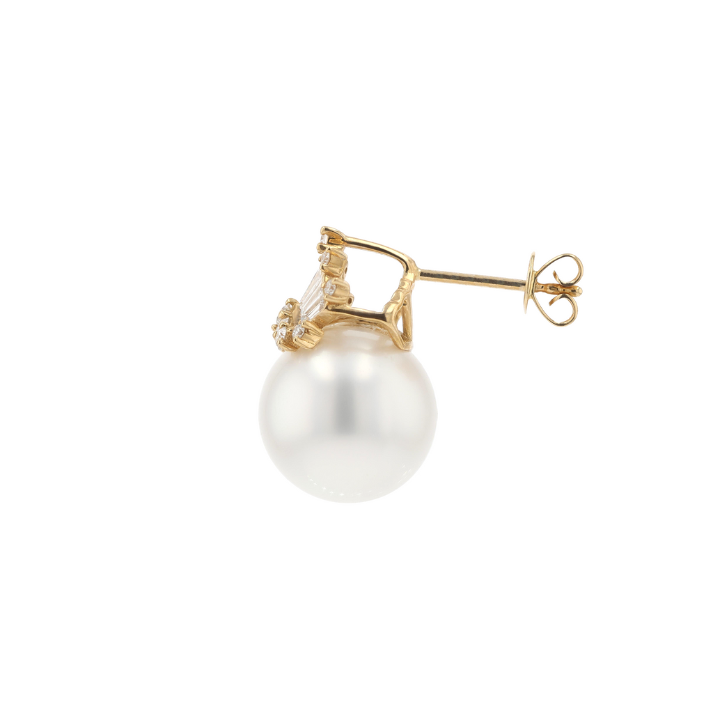 18KG 11.4/11.4mm South Sea White Pearl Diamond Earrings