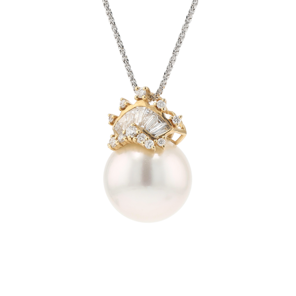 18KG 12.6mm South Sea White Pearl Diamond Pendant