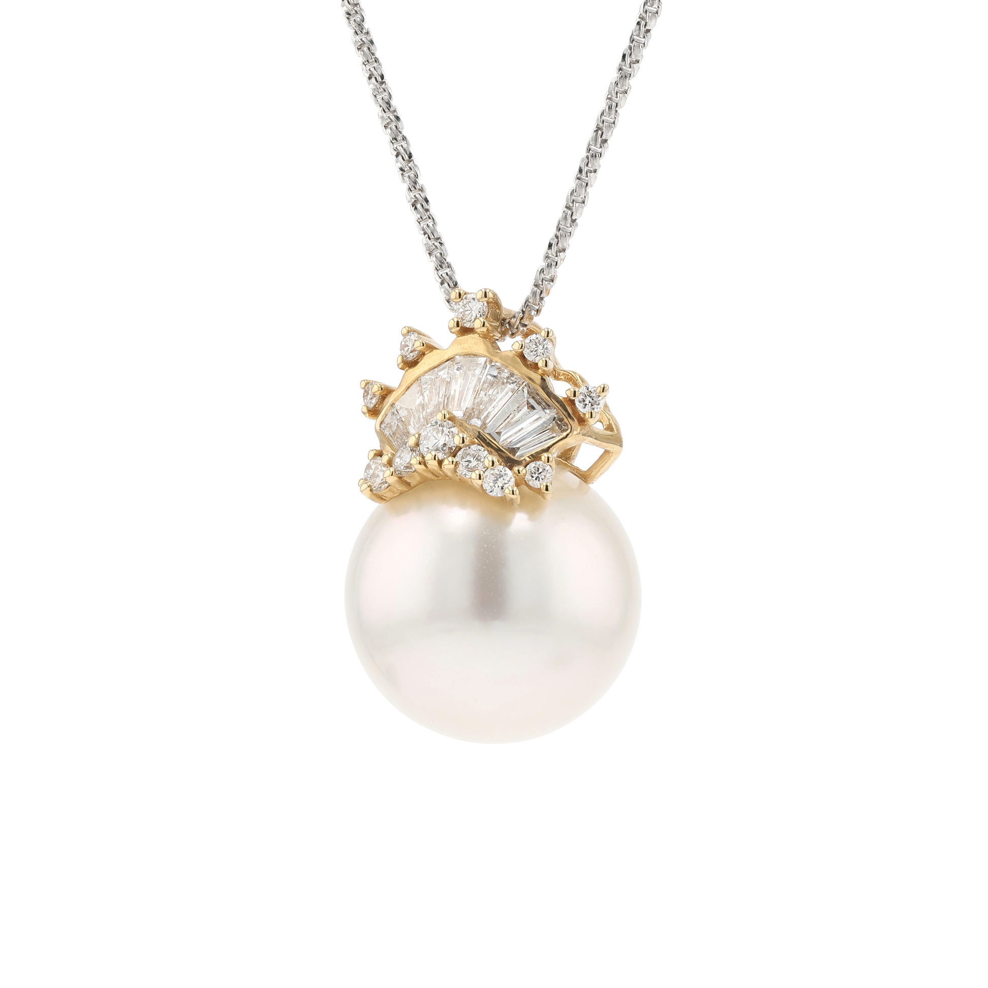 18KG 12.6mm South Sea White Pearl Diamond Pendant