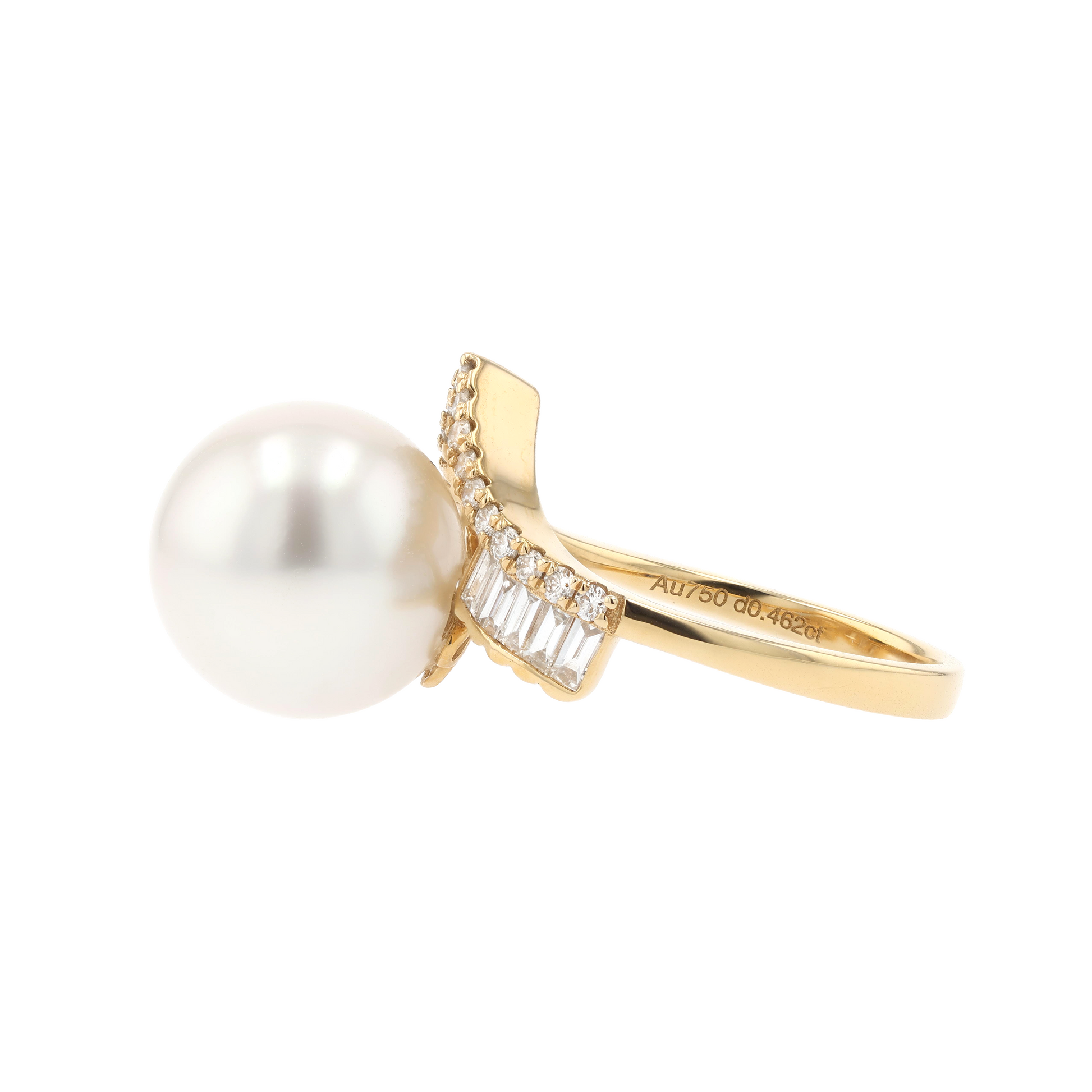 18KG 11.7mm South Sea White Pearl Diamond Ring