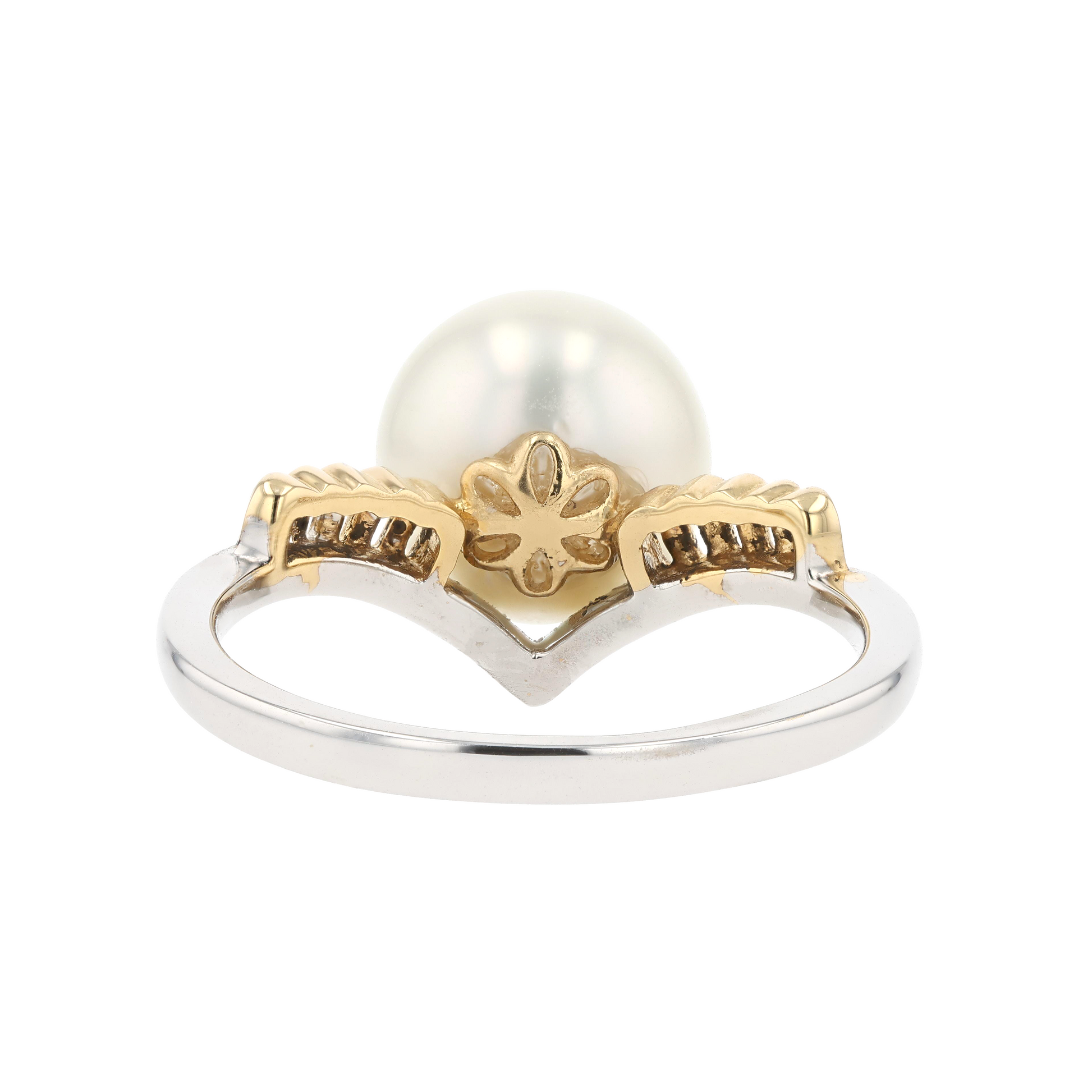 18KG 9.3mm South Sea White Pearl Ring