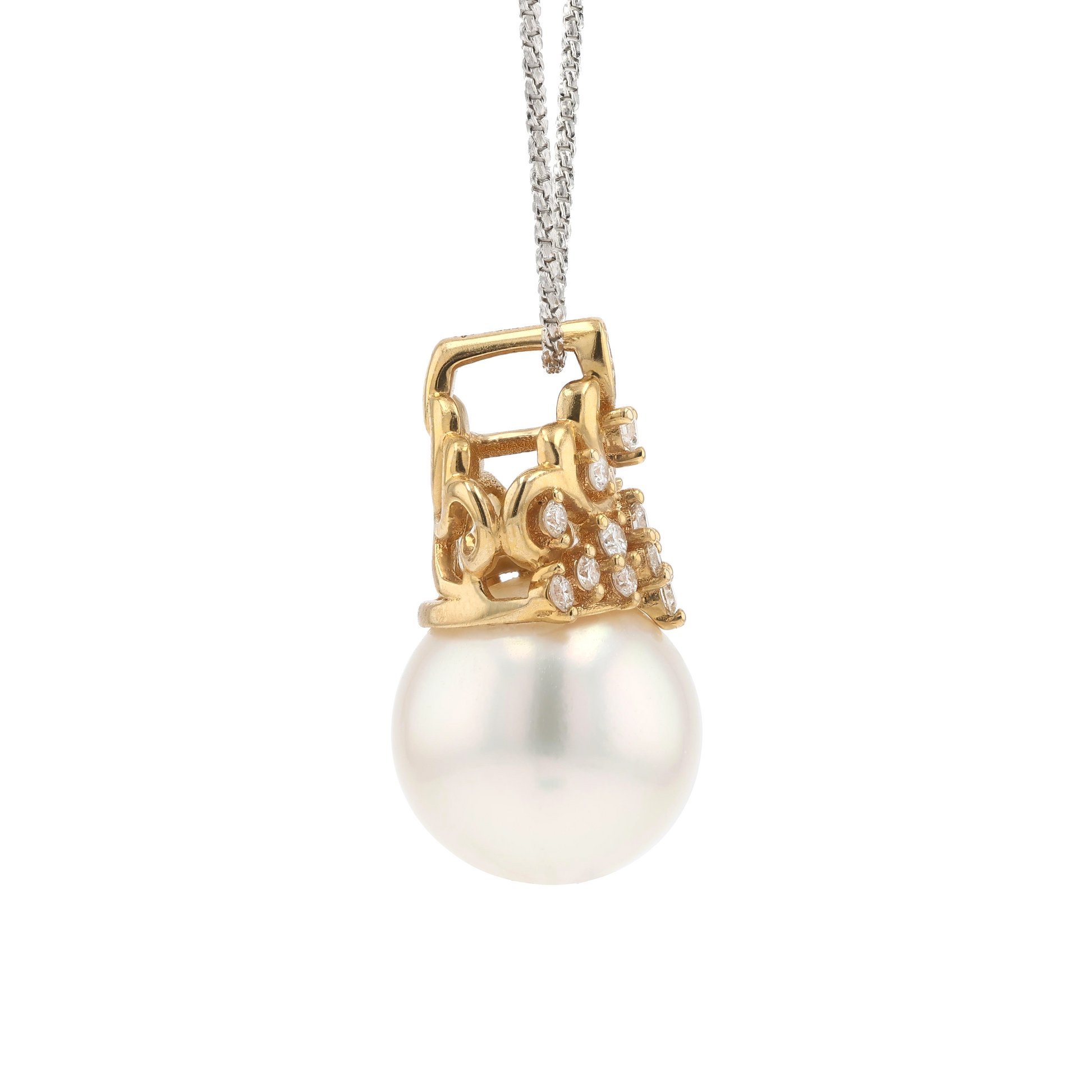 18KG 12.7mm South Sea White Pearl Diamond Pendant