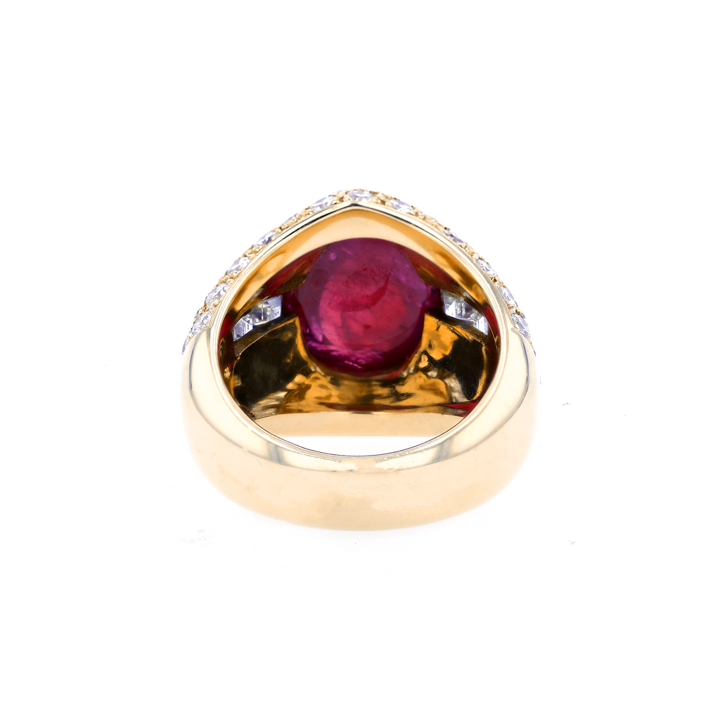 18KG Natural Unheated Red Ruby Diamond Ring