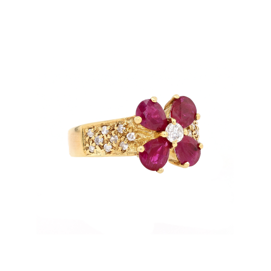 18KG Natural Red Ruby Diamond Ring