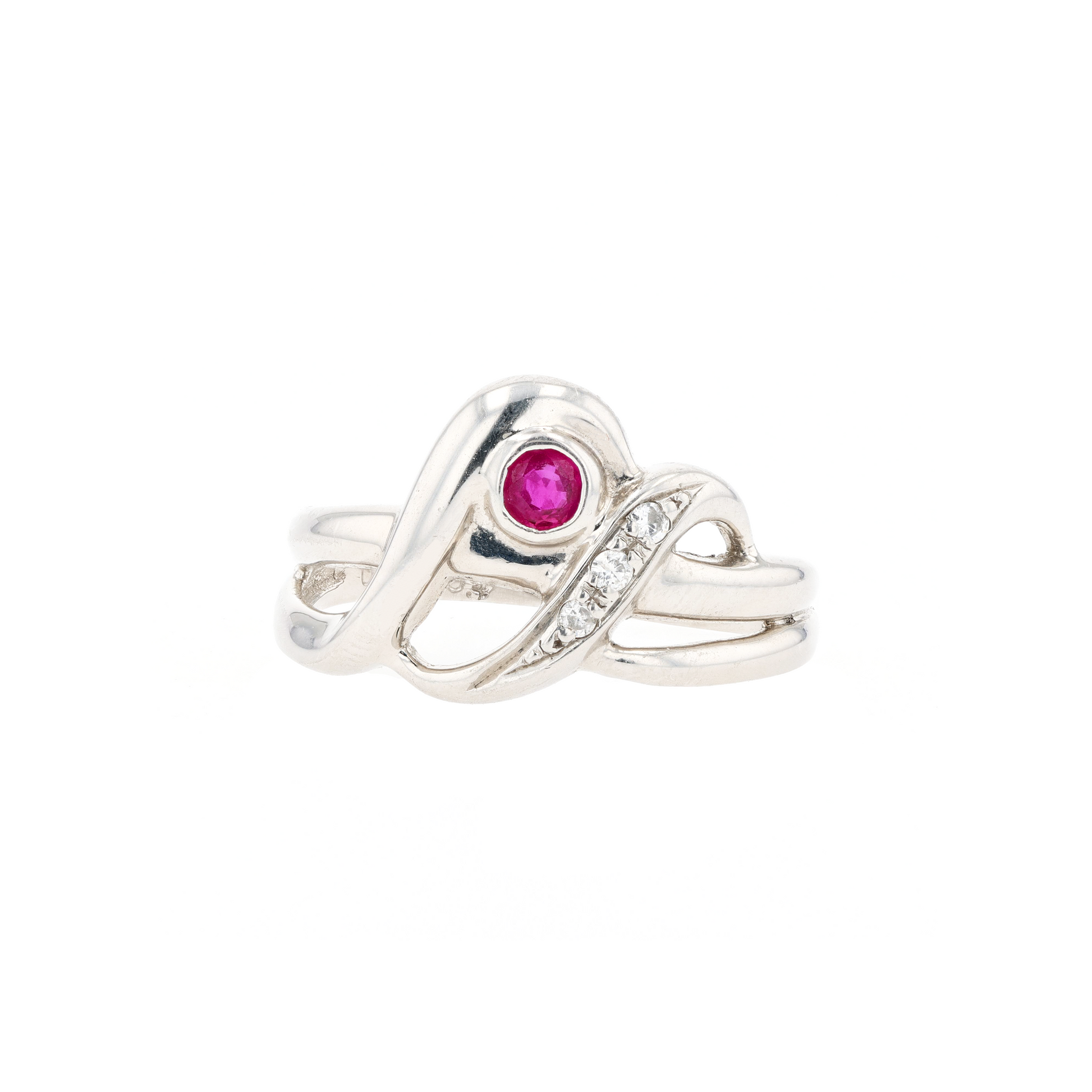 PT850 Natural Unheated Red Ruby Diamond Ring