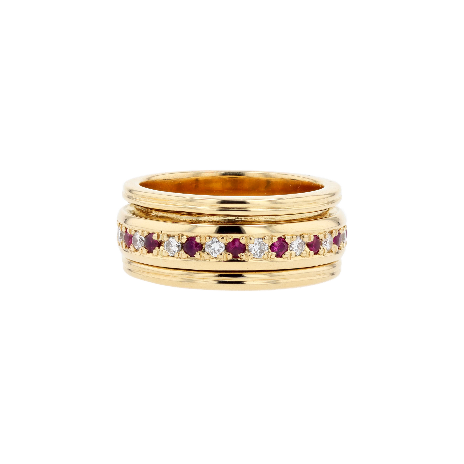18KG Natural Red Ruby Diamond Ring