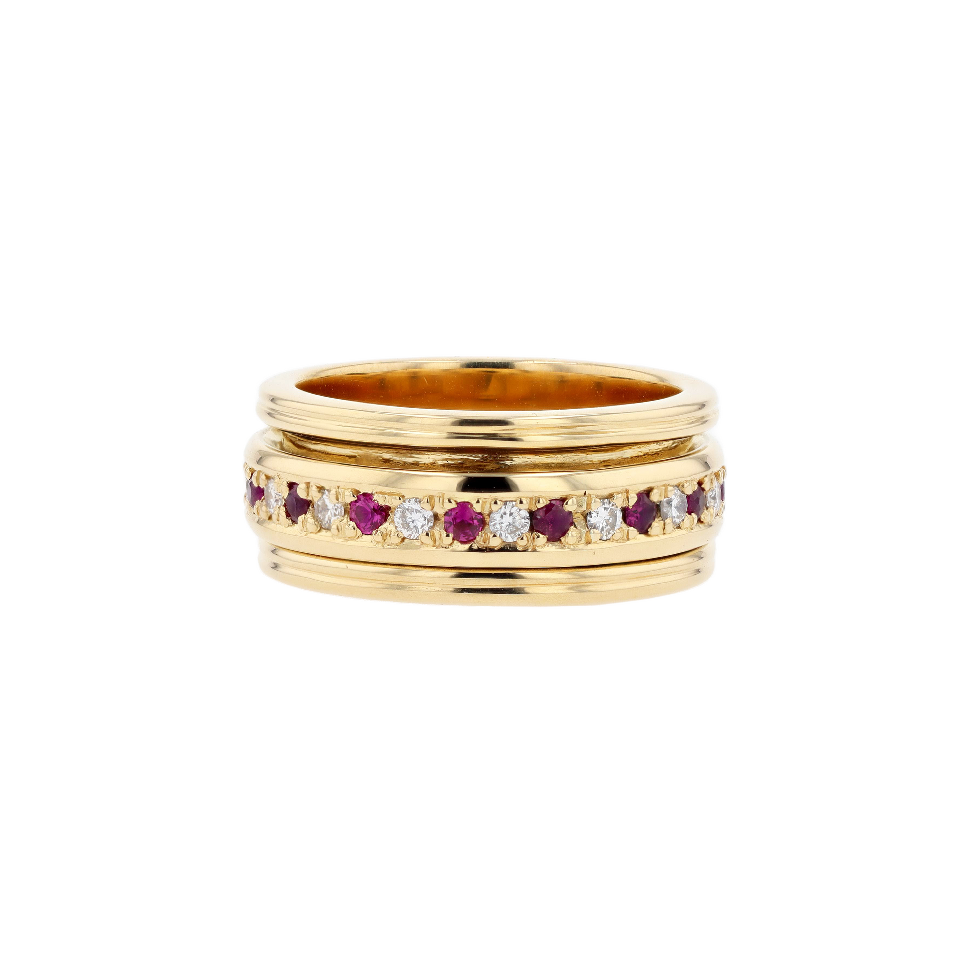 18KG Natural Red Ruby Diamond Ring