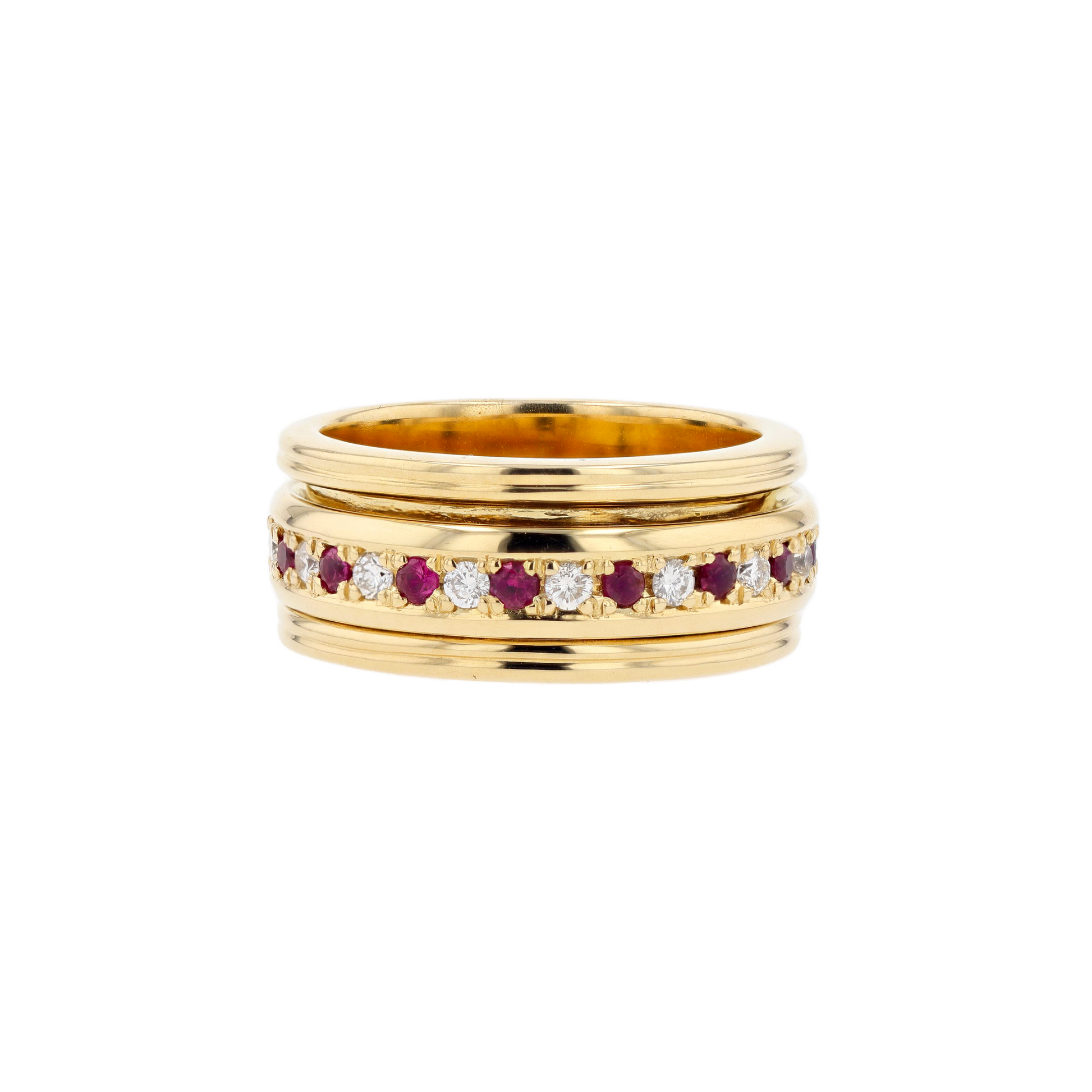 18KG Natural Red Ruby Diamond Ring