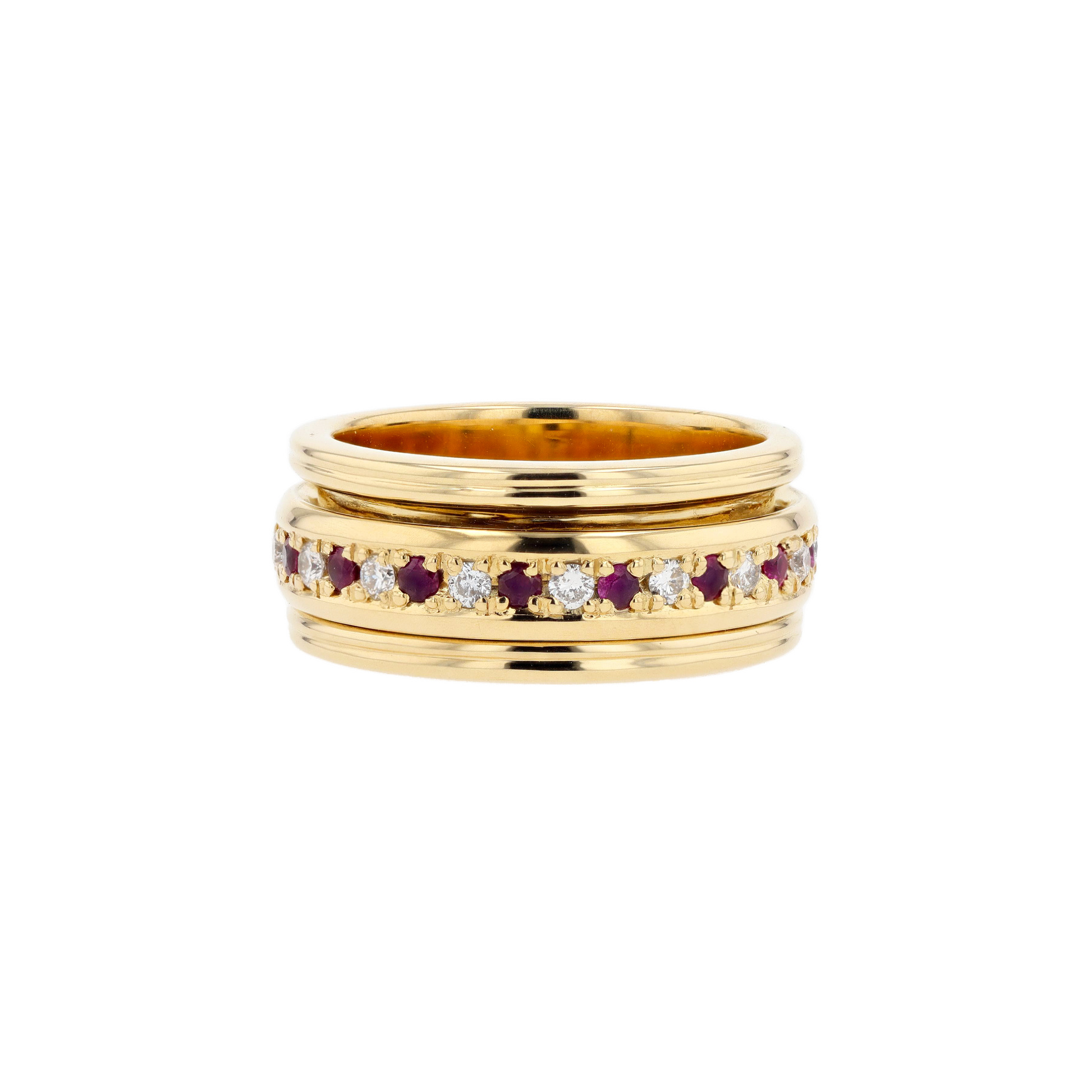 18KG Natural Red Ruby Diamond Ring