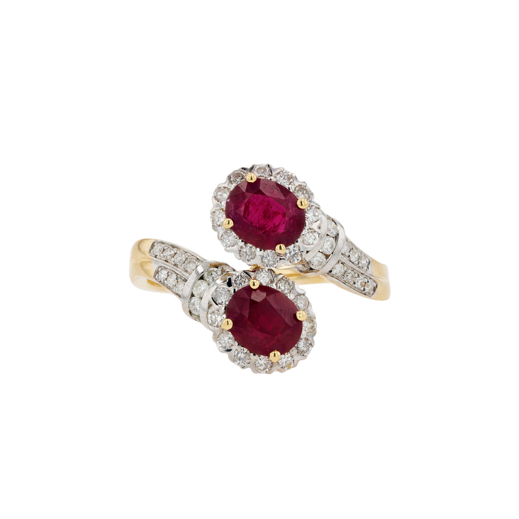 18KG Natural Vivid Deep Red Ruby Diamond Ring