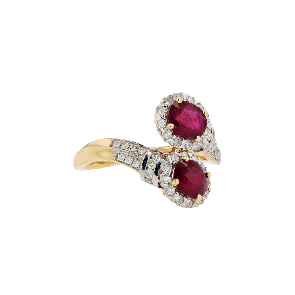 18KG Natural Vivid Deep Red Ruby Diamond Ring