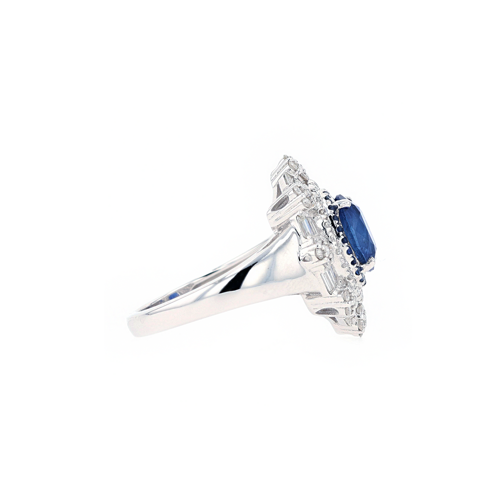 18KG Natural Unheated Blue Sapphire Diamond Ring